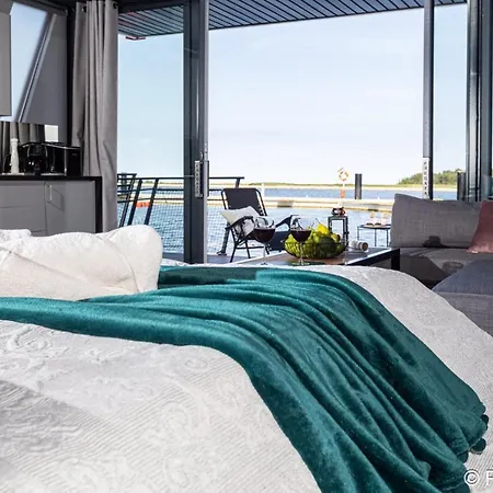 Wyjatkowy Houseboat - Dom Na Wodzie - Fregata Gdańsk