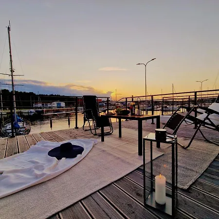 Appartement Wyjatkowy Houseboat - Dom Na Wodzie - Fregata Gdańsk